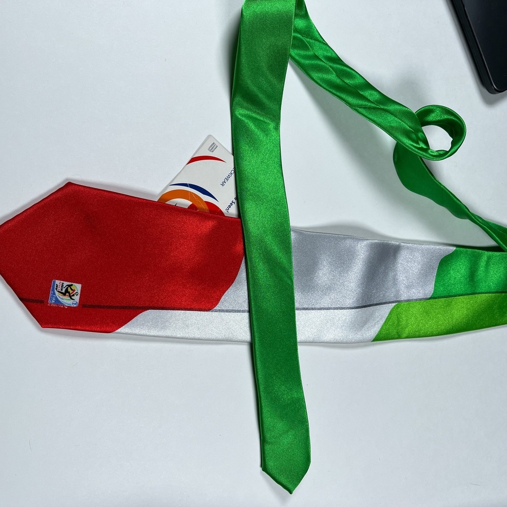FIFA 2010 World Cup South Africa Italy Necktie Red White Green Vintage NWT